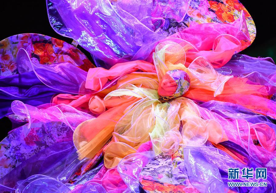 （国际）（3）世界可穿着艺术大赛在惠灵顿举办年度秀场表演