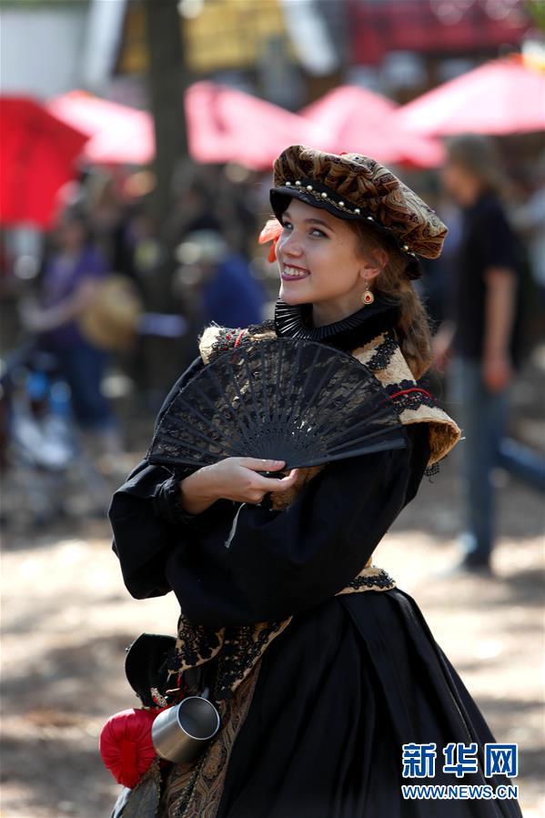 （新华视界）（3）美国得州文艺复兴节带来复古体验