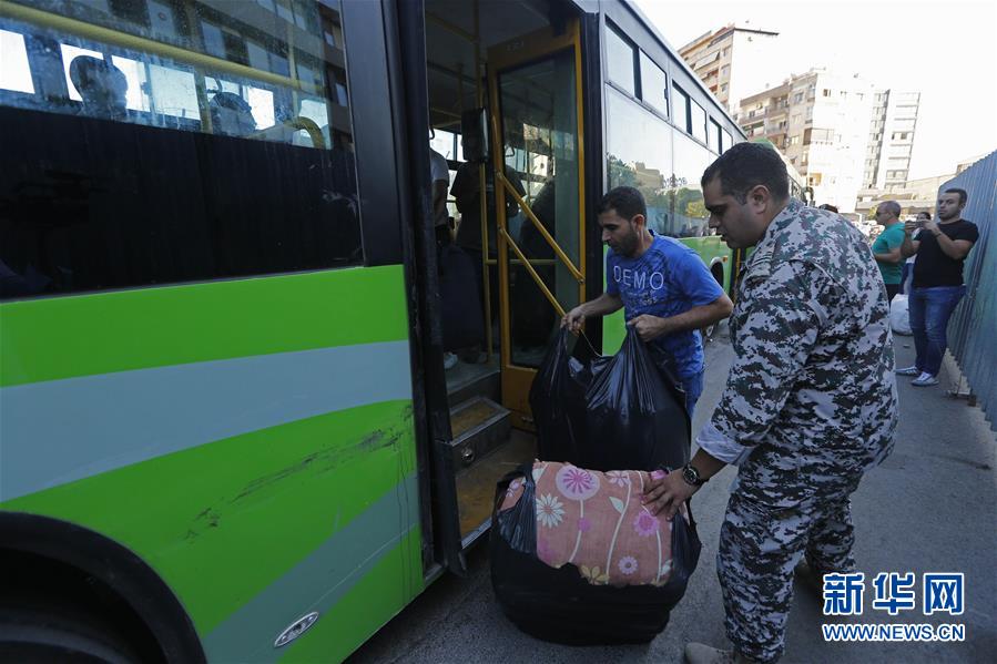 （国际）（5）近千名叙利亚难民从黎巴嫩返乡