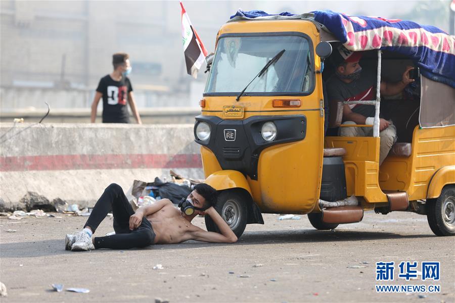 （国际）（4）伊拉克新一轮示威抗议死亡人数升至74人