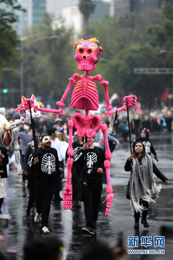 （国际）（5）墨西哥城举行亡灵节游行