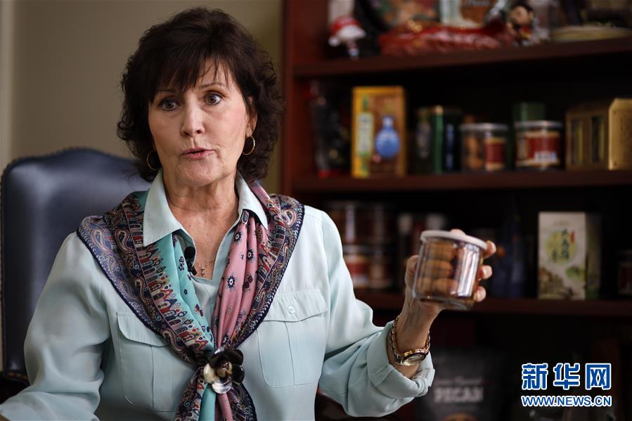 (国际·图文互动)(1)通讯:期待美中尽早达成贸易协议——飓风和关税夹击下的美国山核桃种植户盼重回中国市场