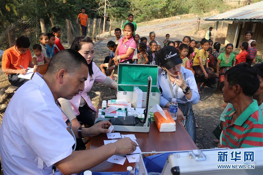 (国际·图文互动)(2)通讯:中老铁路为两国友谊牵线搭桥