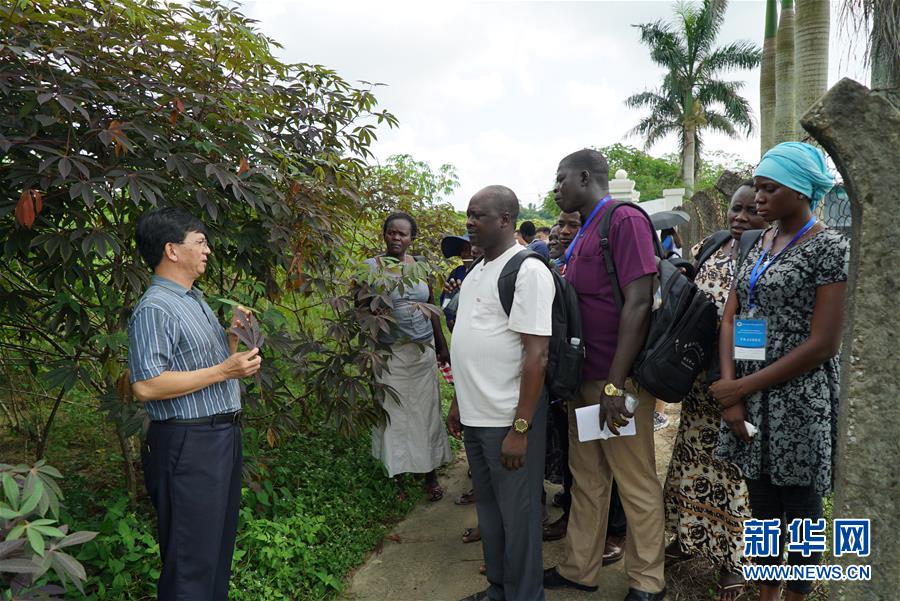 (在习近平新时代中国特色社会主义思想指引下——新时代新作为新篇章·总书记关切开放事·图文互动)(6)来中国“学种地”的“洋学生”