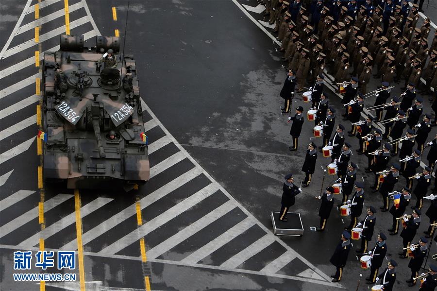 （国际）（5）罗马尼亚举行国庆阅兵式