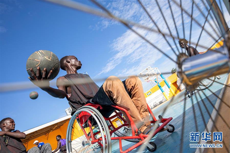 （國際·圖文互動）（5）通訊：不熄的籃球夢——記南蘇丹輪椅籃球隊