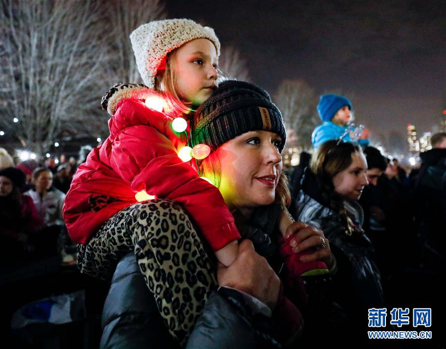 （XHDW）（3）芝加哥千禧公园的圣诞欢歌
