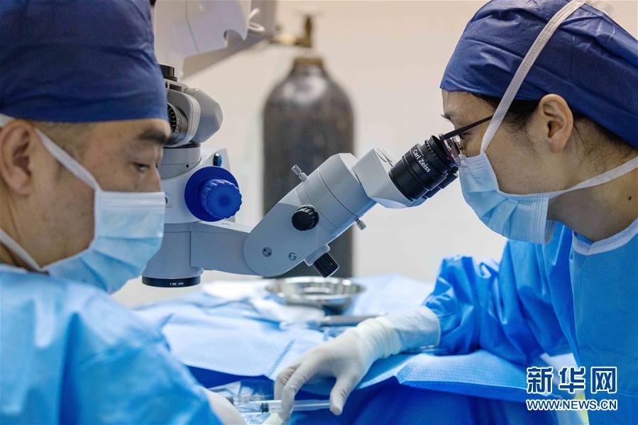 （国际·图文互动）（9）通讯：给更多人带来光明——记中国驻吉布提保障基地“光明行动”专项医疗服务活动