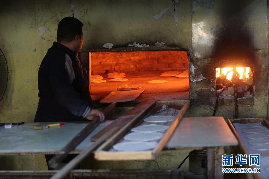 （国际）（1）伊拉克：烤饼飘香