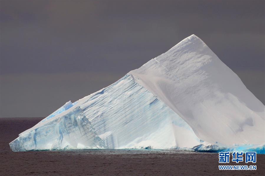 （&ldquo;雪龙&rdquo;探南极）（3）宇航员海的美丽冰山
