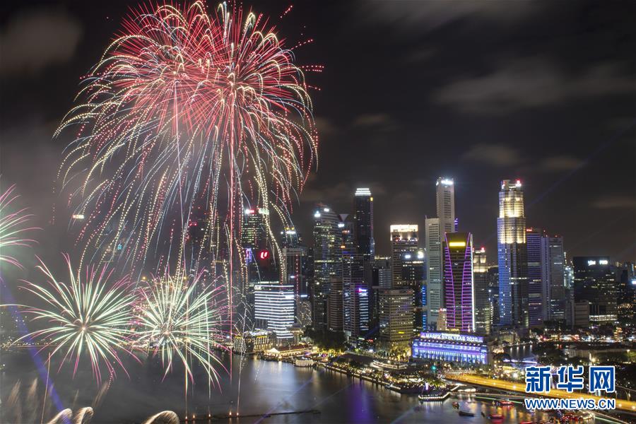 （国际）（3）新加坡在滨海湾举行“新加坡滨海湾2020年倒数活动”