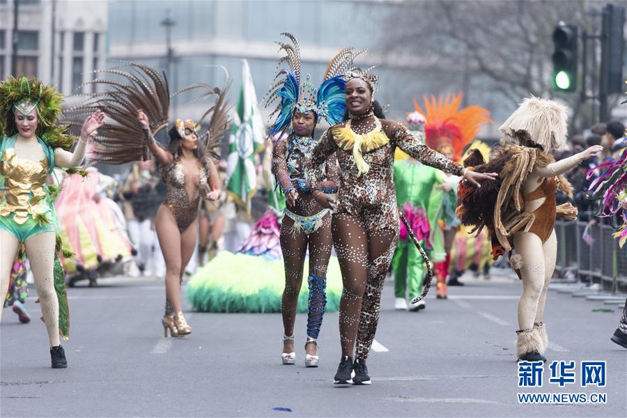 （国际）（1）英国伦敦举行新年游行