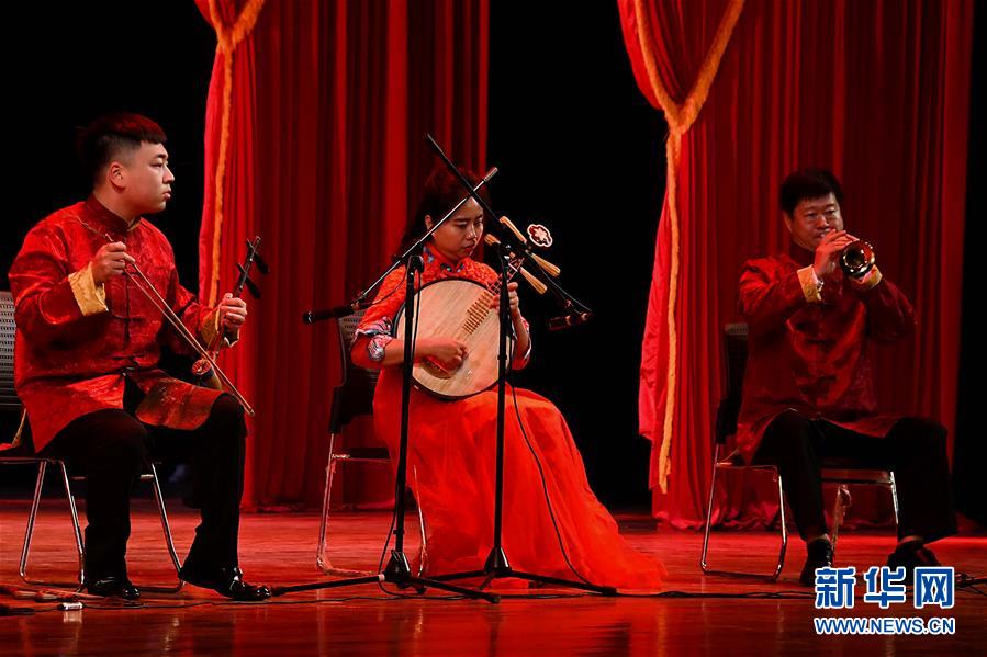 (国际)(2)“欢乐春节”专场演出拉开中古建交60周年系列活动序幕