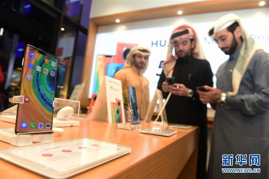 （国际）（7）华为向科威特市场推出新款5G智能手机