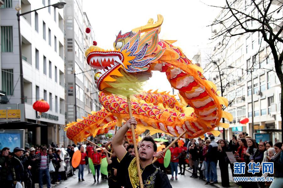 （国际&middot;图文互动）（3）年味飘进里斯本