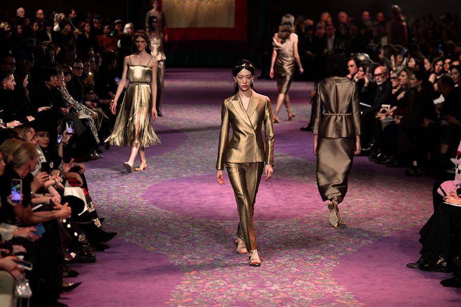 （國際）（3）巴黎高級定制時裝周：迪奧發布春夏新品