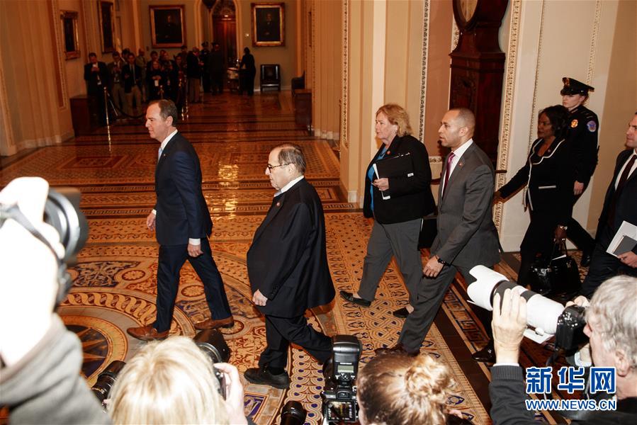 （国际）（2）美国国会参议院开始正式审理特朗普弹劾案