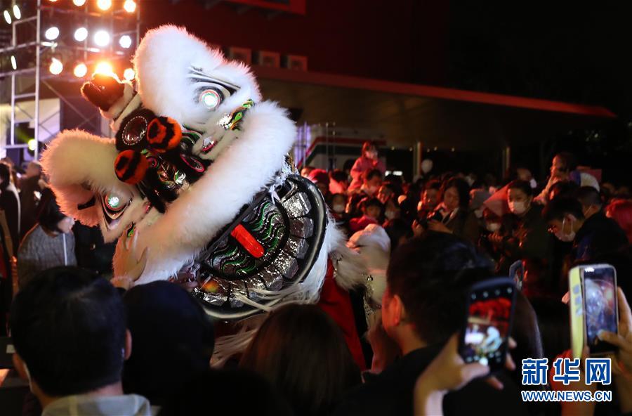 （国际）（5）东京塔亮起&ldquo;中国红&rdquo;