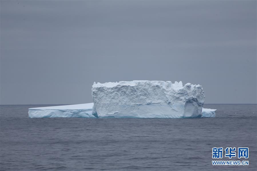 （“雪龙”探南极·图文互动）（3）中国南极考察队在西风带布放2套浮标