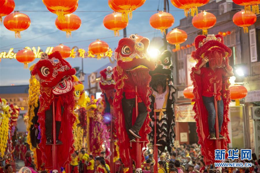 （国际）（1）马来西亚：舞狮闹元宵
