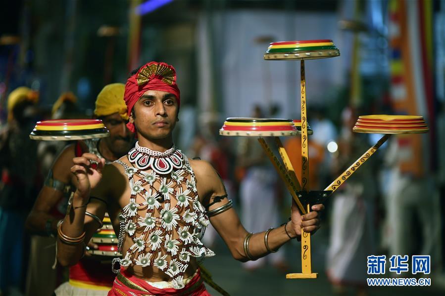 （国际）（3）斯里兰卡：岗嘎拉马寺&ldquo;纳瓦姆月圆节&rdquo;游行