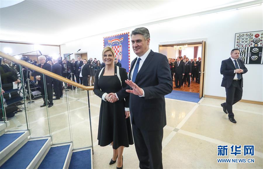 （国际）（5）米拉诺维奇宣誓就任克罗地亚总统