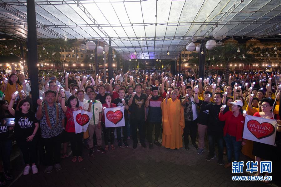 （国际）（1）印尼民众为中国抗击新冠肺炎疫情祈福
