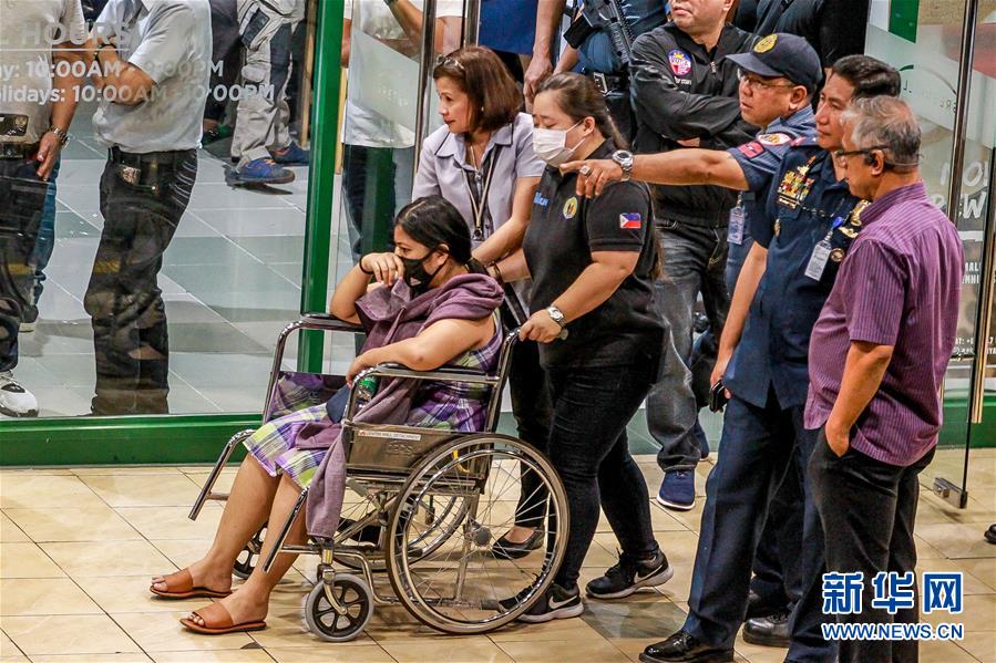 （国际）（6）菲律宾首都商场遭劫持人质全部获释