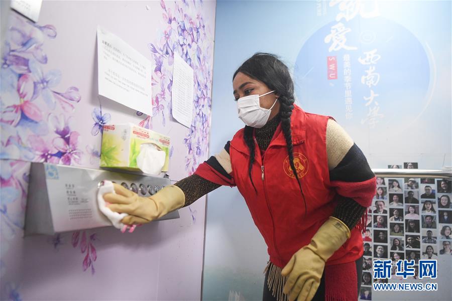 （新华全媒头条&middot;图文互动）（14）听，人类命运共同体的大合唱&mdash;&mdash;中国同国际社会携手抗击新冠肺炎疫情述评