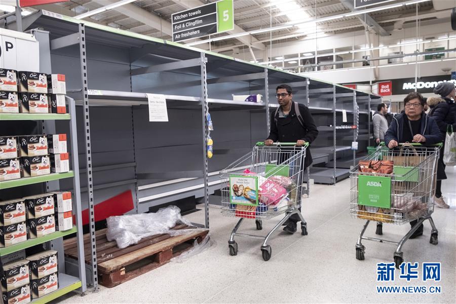 （国际疫情&middot;XHDW）（4）英国伦敦：超市现抢购潮