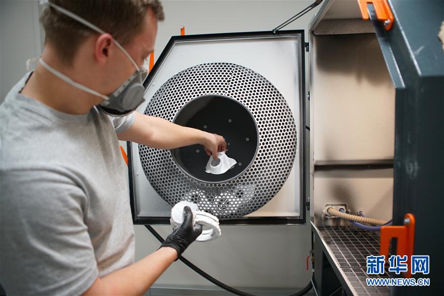 （国际疫情）（5）捷克利用3D打印技术制作口罩