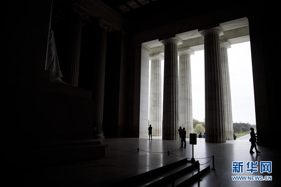 （国际疫情）（4）约翰斯&middot;霍普金斯大学：美国新冠肺炎死亡病例超过2000例