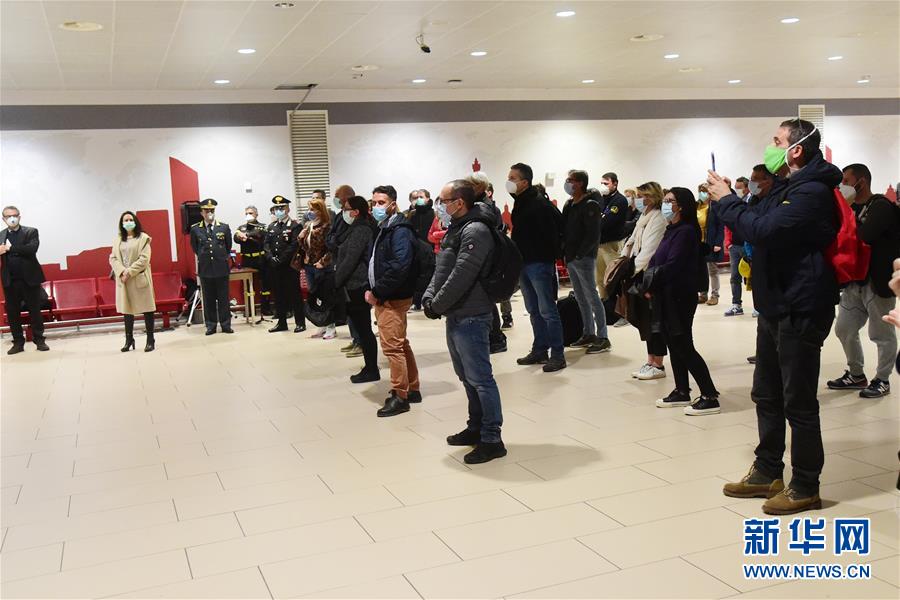 （国际疫情）（1）意大利：志愿护士投入抗击新冠肺炎疫情战斗