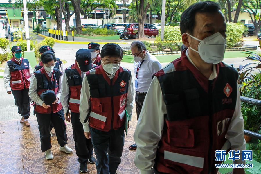 （國際疫情）（4）中國抗疫醫療專家組與菲律賓衛生部官員進行座談