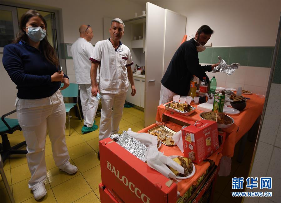 （国际疫情）（7）意大利罗马：节日期间坚守岗位的医护人员