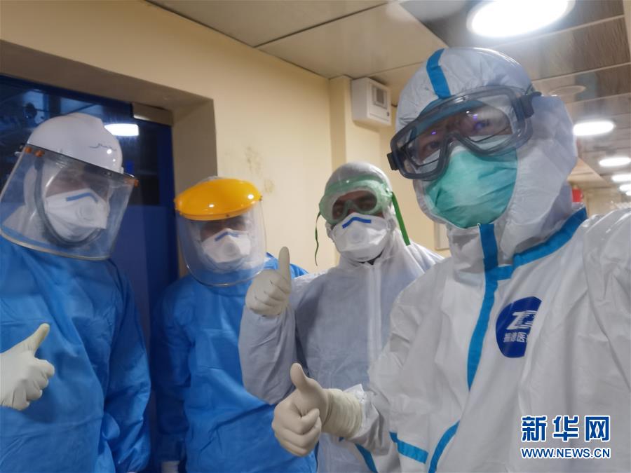 （国际疫情）（1）中国专家组为救治伊拉克新冠肺炎患者提供指导