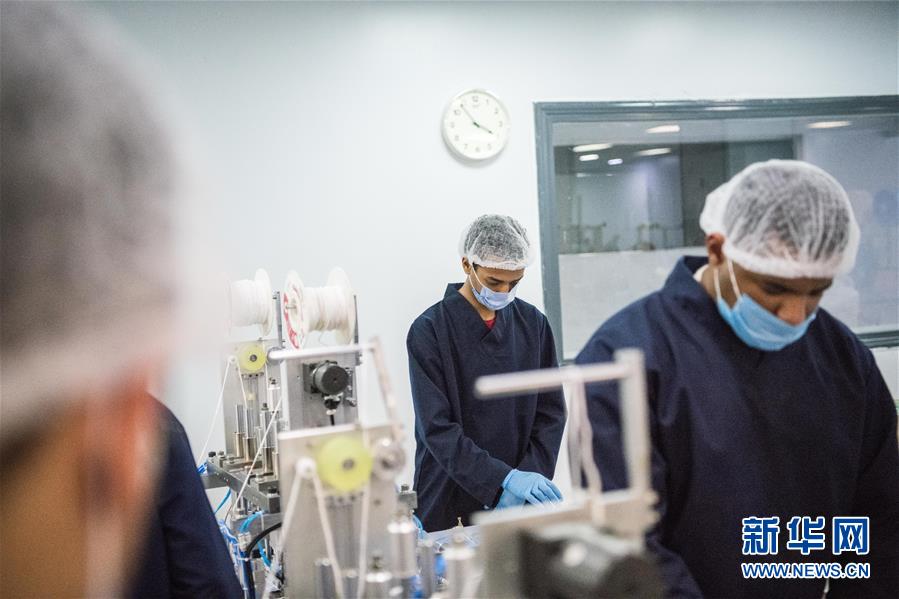 （国际疫情&middot;图文互动）（5）记者手记：中埃合作生产以缓解埃及口罩紧缺
