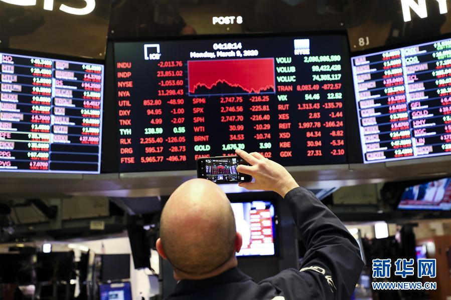 （国际疫情&middot;新华视界）（3）从1到25万  纽约的52天&ldquo;战疫&rdquo;直击