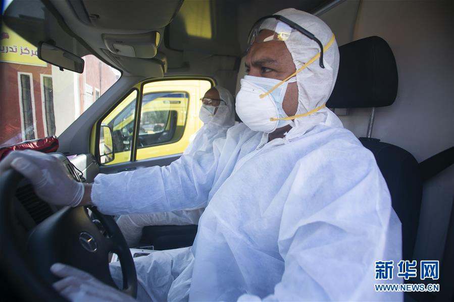 （国际疫情&middot;图文互动）（10）通讯：埃及救护车里的&ldquo;逆行者&rdquo;