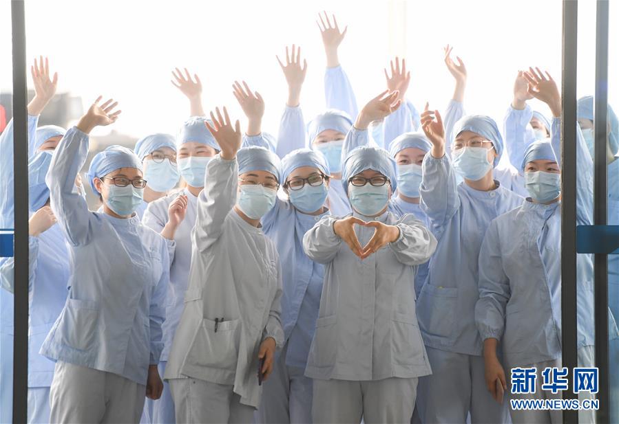  （新华全媒头条&middot;图文互动）（16）白衣执甲为苍生&mdash;&mdash;全球抗疫战场医护人员群像