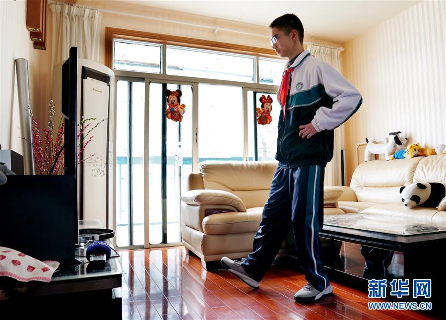 （新华全媒头条&middot;图文互动）（1）辨析世界经济五大疑问