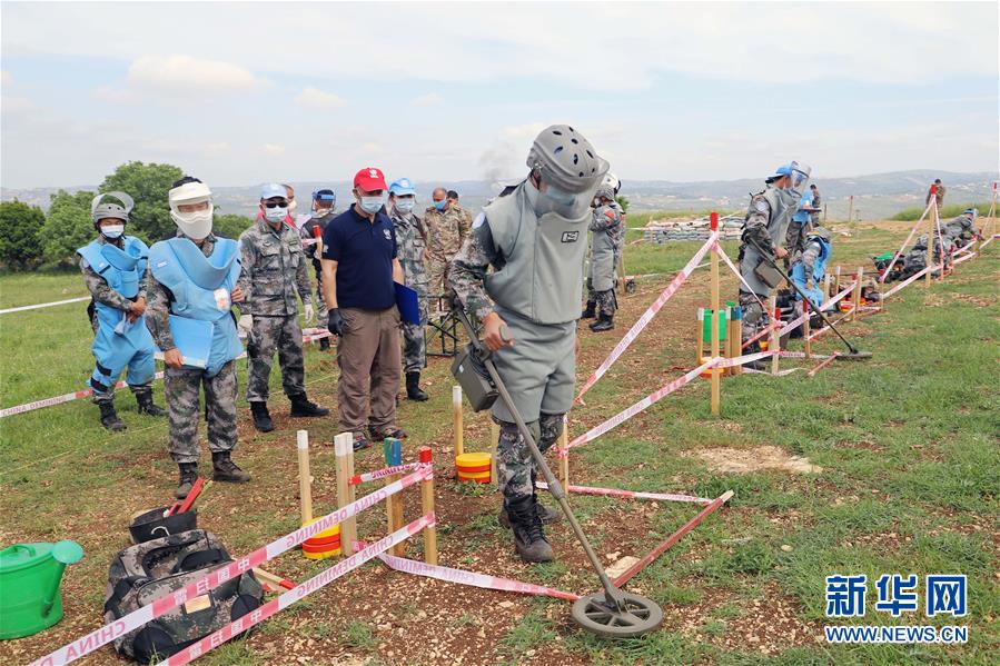 （XHDW·图文互动）（3）中国赴黎维和官兵获联合国人道主义扫雷资质