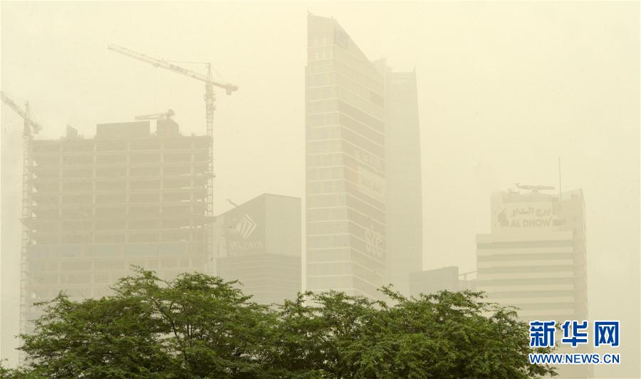 （新华网）（2）科威特遭遇沙尘暴