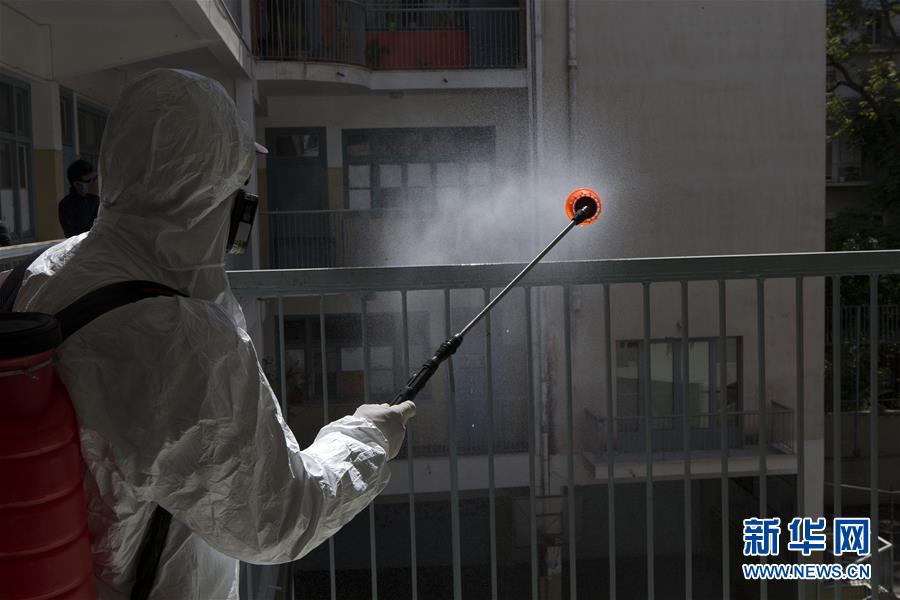 （国际&middot;一周看天下）学校消毒