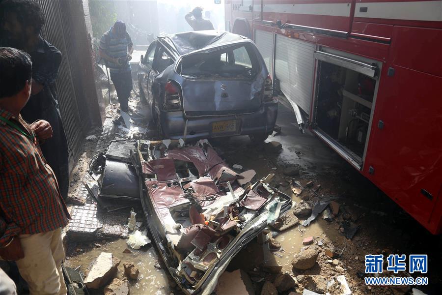 （国际）（7）巴基斯坦一架客机在卡拉奇坠毁