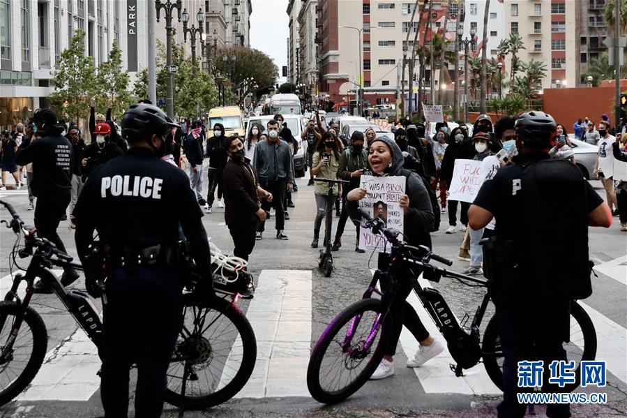 （國際）（2）洛杉磯示威發展為騷亂 533人被警方逮捕