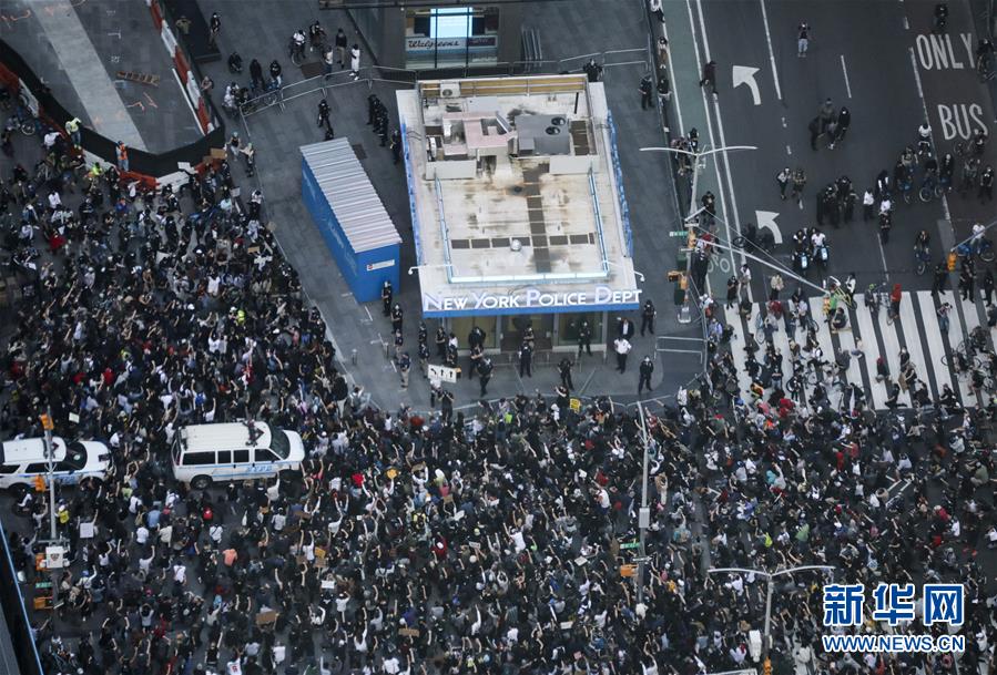 （國際）（1）紐約民眾抗議警察暴力執法進入第四天