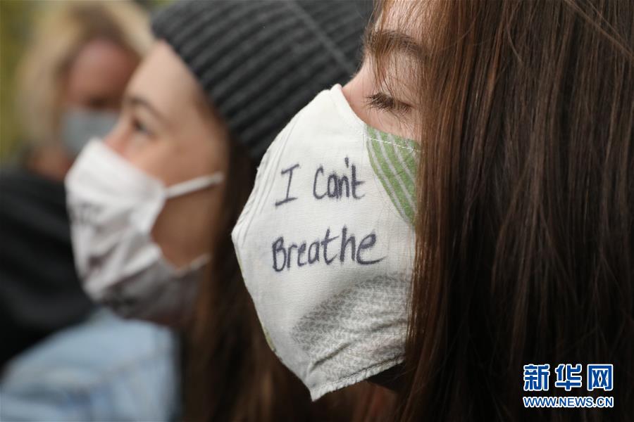 （国际）（3）英国举行大型示威活动抗议美国警察暴力执法和种族歧视