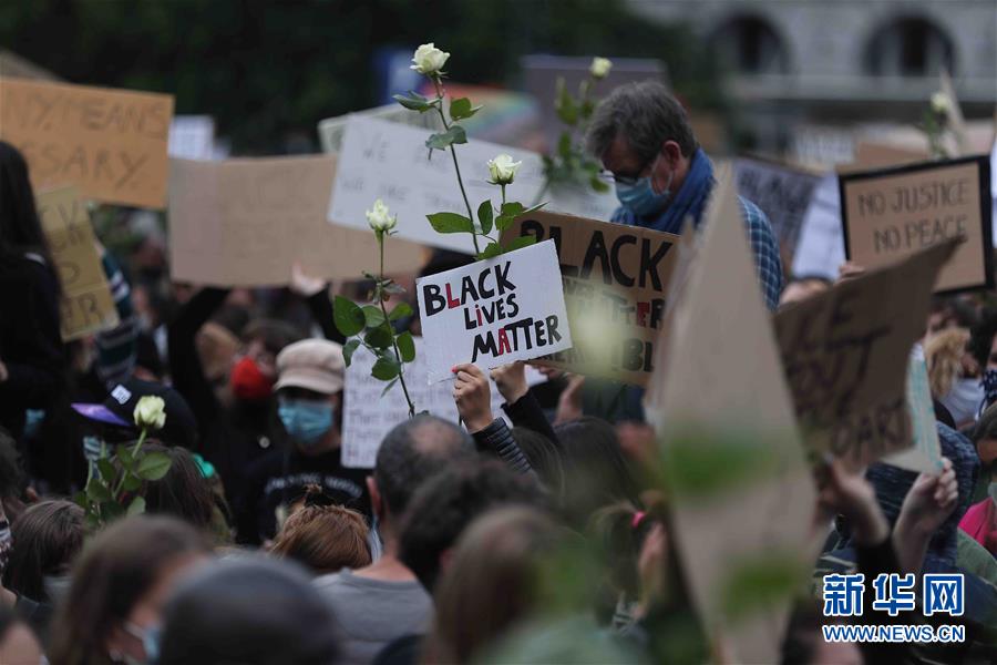 （国际）（4）比利时举行示威活动抗议美国警察暴力执法和种族主义