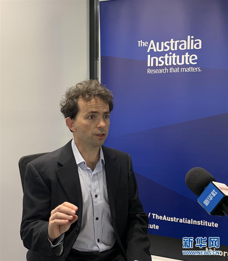 （国际疫情&middot;图文互动）专访：污蔑中国不利于应对疫情 各国应合作提升&ldquo;数字素养&rdquo;&mdash;&mdash;访揭露新冠谣言的澳大利亚研究人员罗德&middot;坎贝尔